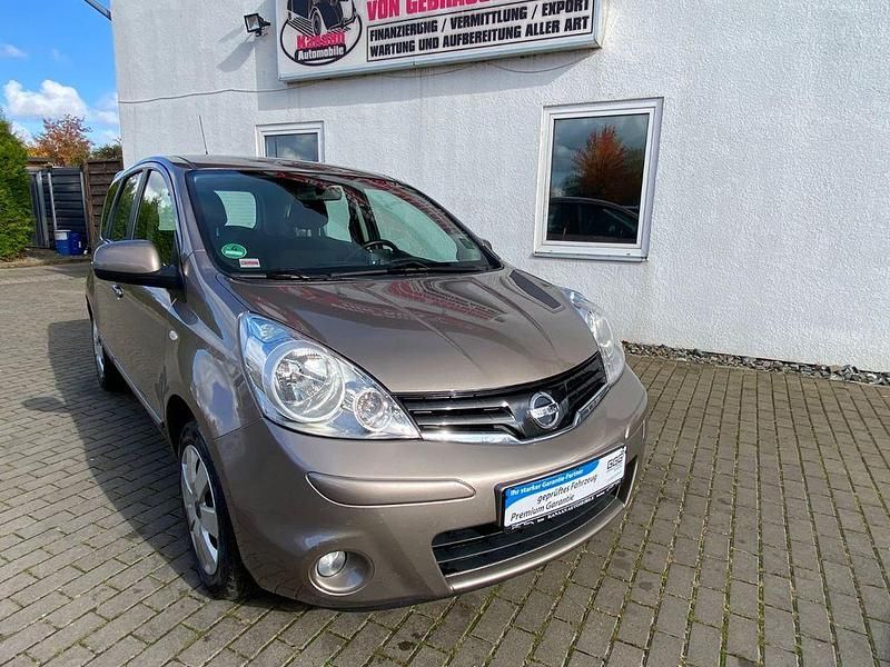 Grau Gebraucht 2010 Nissan Note Acenta Van / Kleinbus | 4.990 € (Etwas zu teuer) - Bild 1/4