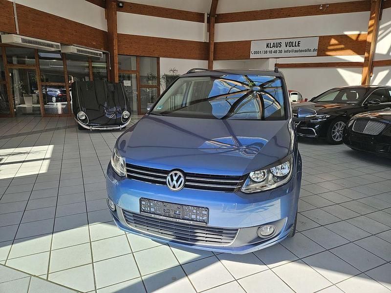 Blau Gebraucht 2011 VW Touran Comfortline Van / Kleinbus | 5.650 € (Fairer Preis) - Bild 1/4