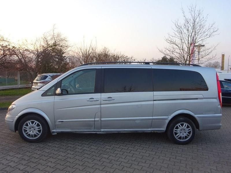 Gebraucht Mercedes Viano 150 PS (110 kW) 2004 Silber Van / Kleinbus