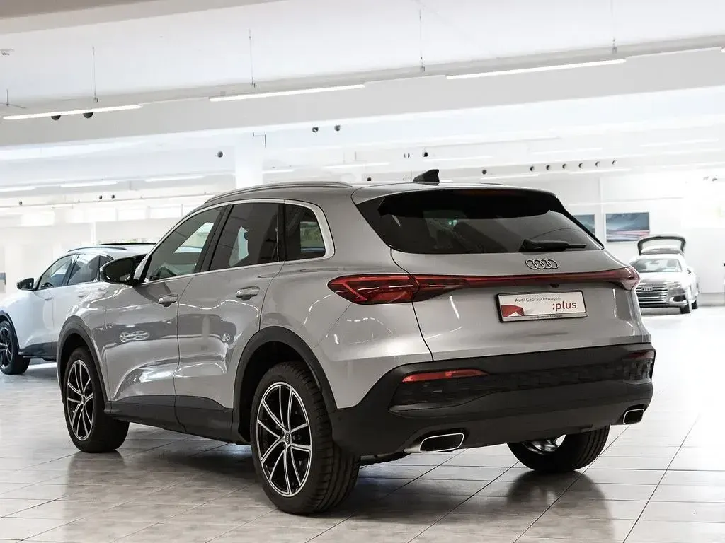 Gebraucht Audi Q5 Sport 204 PS (150 kW) 2025 Florettsilber metallic SUV