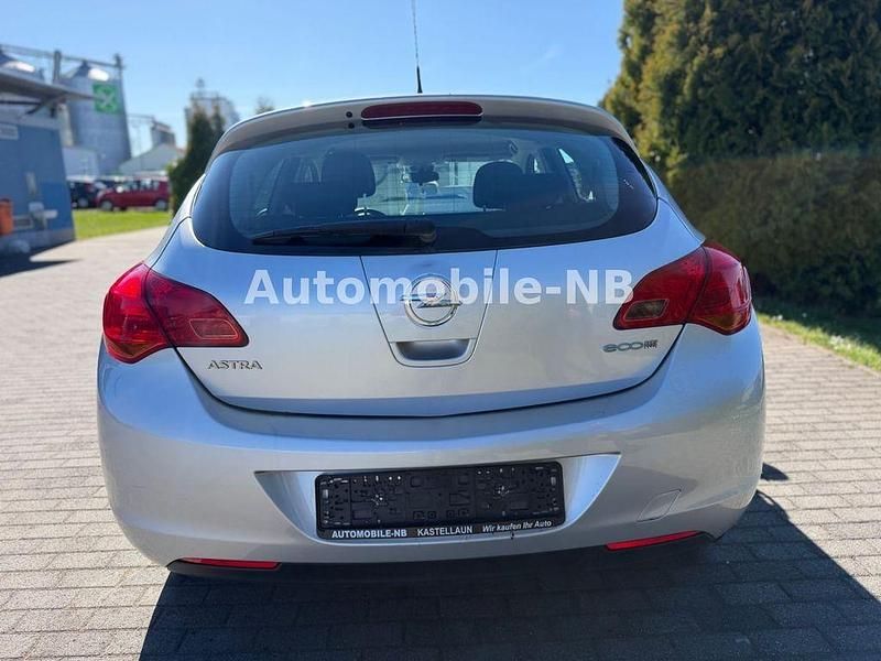 Gebraucht Opel Astra Edition 87 PS (63 kW) 2010 Grau Limousine