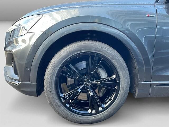 Gebraucht Audi Q8 381 PS (280 kW) 2023 Schwarz SUV