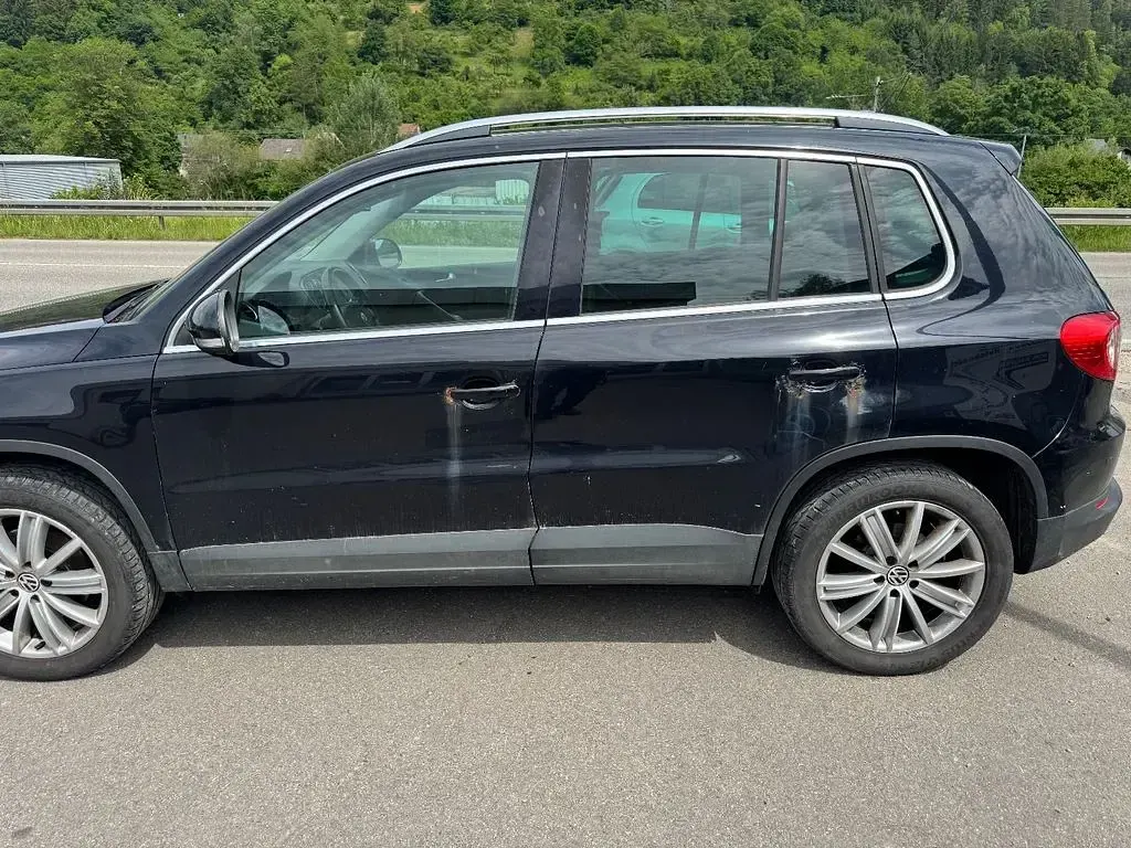 Gebraucht VW Tiguan Sportline 140 PS (102 kW) 2008 Schwarz SUV