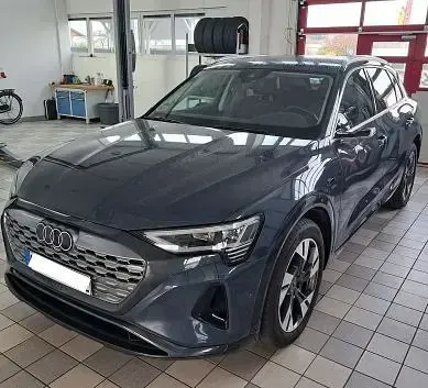 Gebraucht Audi Q8 e-tron Advanced Plus 300 kW (408 PS) 2023 Blau SUV