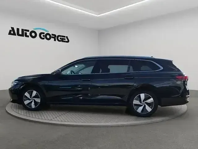 Gebraucht VW Passat Business 150 PS (110 kW) 2025 Grenadillschwarz metallic Kombi