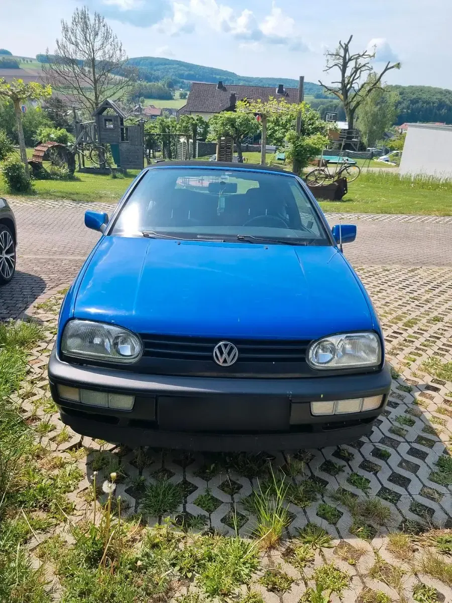 Brugt VW Golf Cabriolet 90 HK (66 kW) 1999 Blå Cabriolet