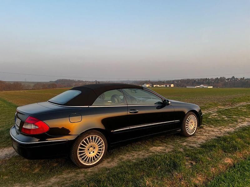 Gebraucht Mercedes CLK320 Elegance 224 PS (164 kW) 2006 Grau Cabrio