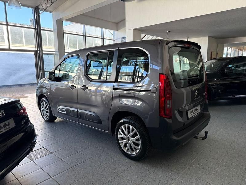 Gebraucht Citroën Berlingo Feel 131 PS (96 kW) 2020 Grau Van / Kleinbus