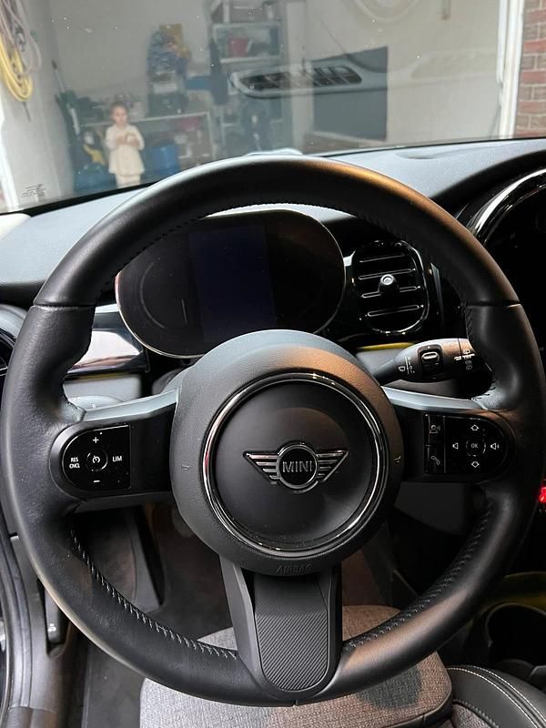 Gebraucht Mini ONE 136 PS (100 kW) 2021 Schwarz Kleinwagen