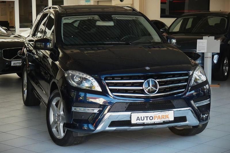 Blau Gebraucht 2015 Mercedes ML350 SUV | 21.490 € (Superpreis) - Bild 1/4