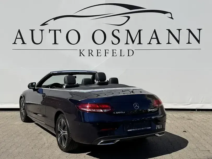 Gebraucht Mercedes C220 194 PS (142 kW) 2023 Cavansitblau  metalliclack Cabrio