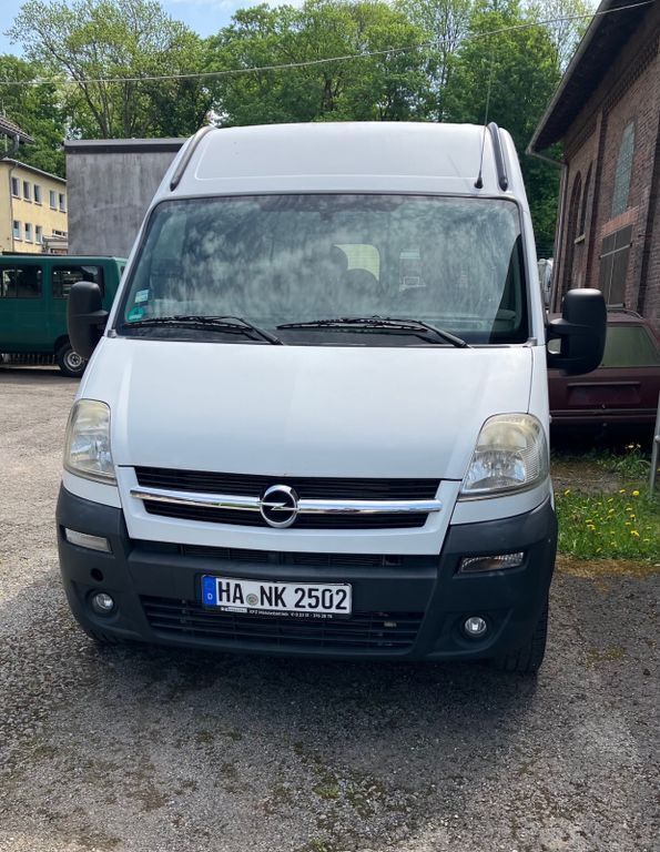 Weiß Gebraucht 2009 Opel Movano Van | 6.990 € (Teuer) - Bild 1/4