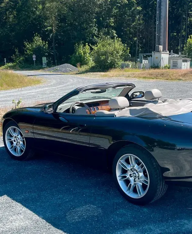 Gebraucht Jaguar XK8 298 PS (219 kW) 2001 Schwarz Cabrio