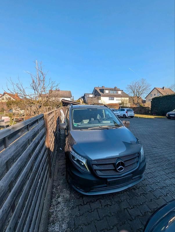 Gebraucht Mercedes Vito 190 PS (139 kW) 2015 Grau Van