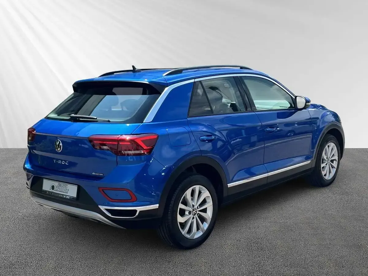 Gebraucht VW T-Roc Style 150 PS (110 kW) 2023 Blau SUV