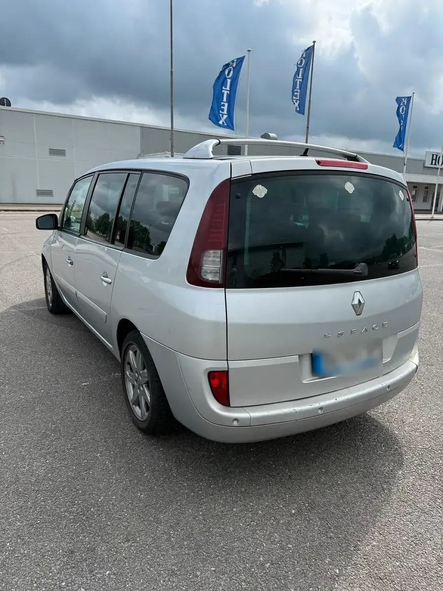 Gebraucht Renault Espace 150 PS (110 kW) 2011 Silber Van / Kleinbus