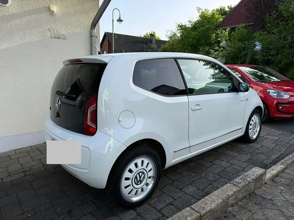 Używany VW up! high up! 75 KM (55 kW) 2011 Biały Hatchback