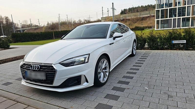 Gebraucht Audi A5 Sportback Ambiente 265 PS (194 kW) 2021 Weiß Kleinwagen