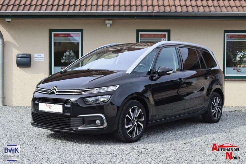 Schwarz Gebraucht 2022 Citroën Grand C4 Picasso Shine Van / Kleinbus | 18.985 € (Etwas zu teuer) - Bild 1/4