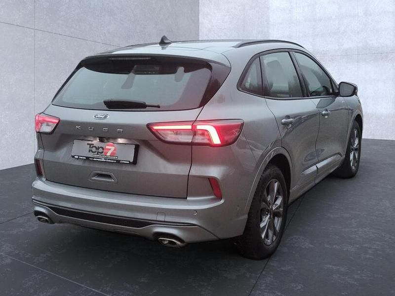 Gebraucht Ford Kuga ST-Line 150 PS (110 kW) 2023 Silber SUV