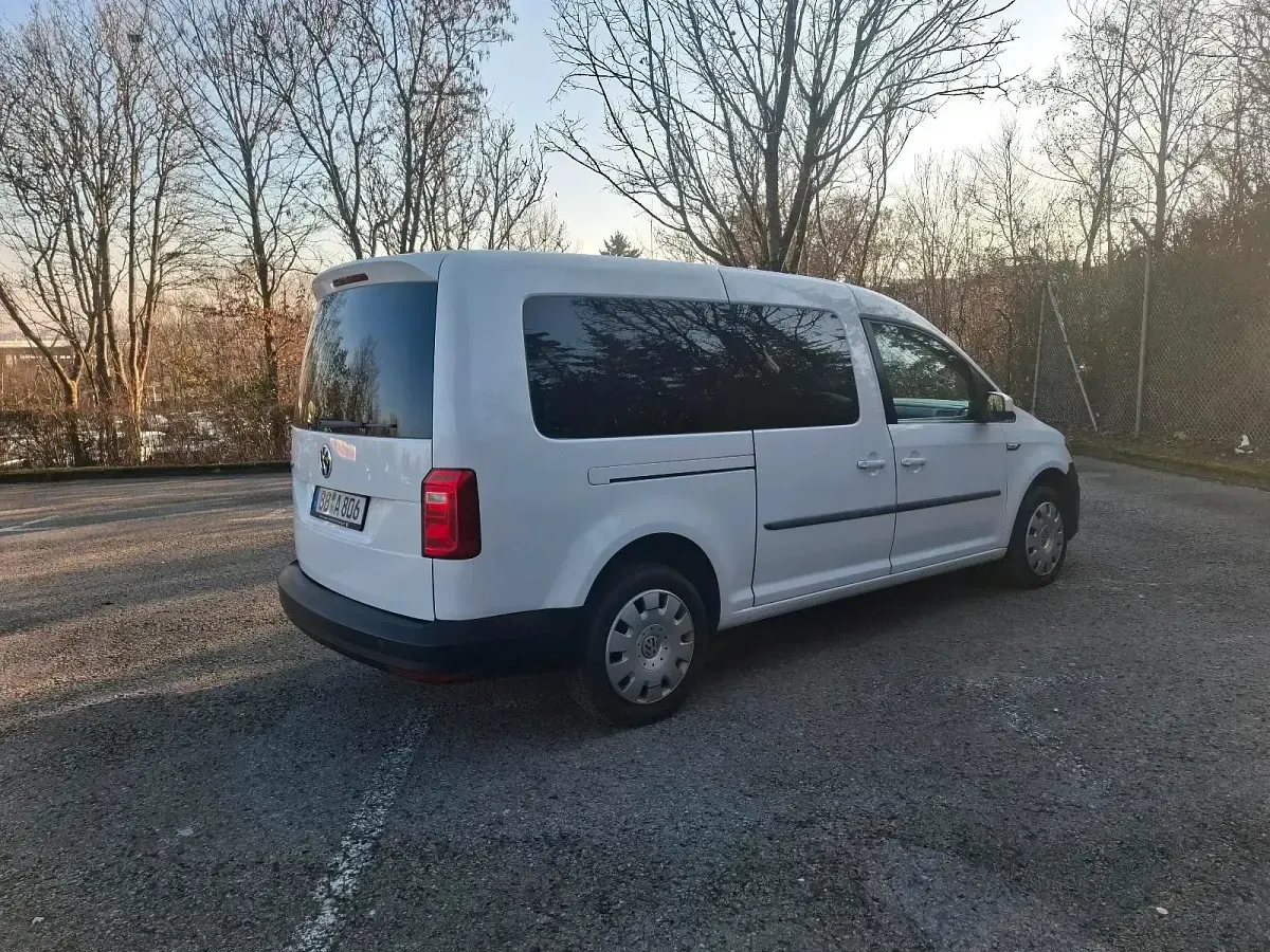 Gebraucht VW Caddy Trendline 150 PS (110 kW) 2018 Weiß Van / Kleinbus