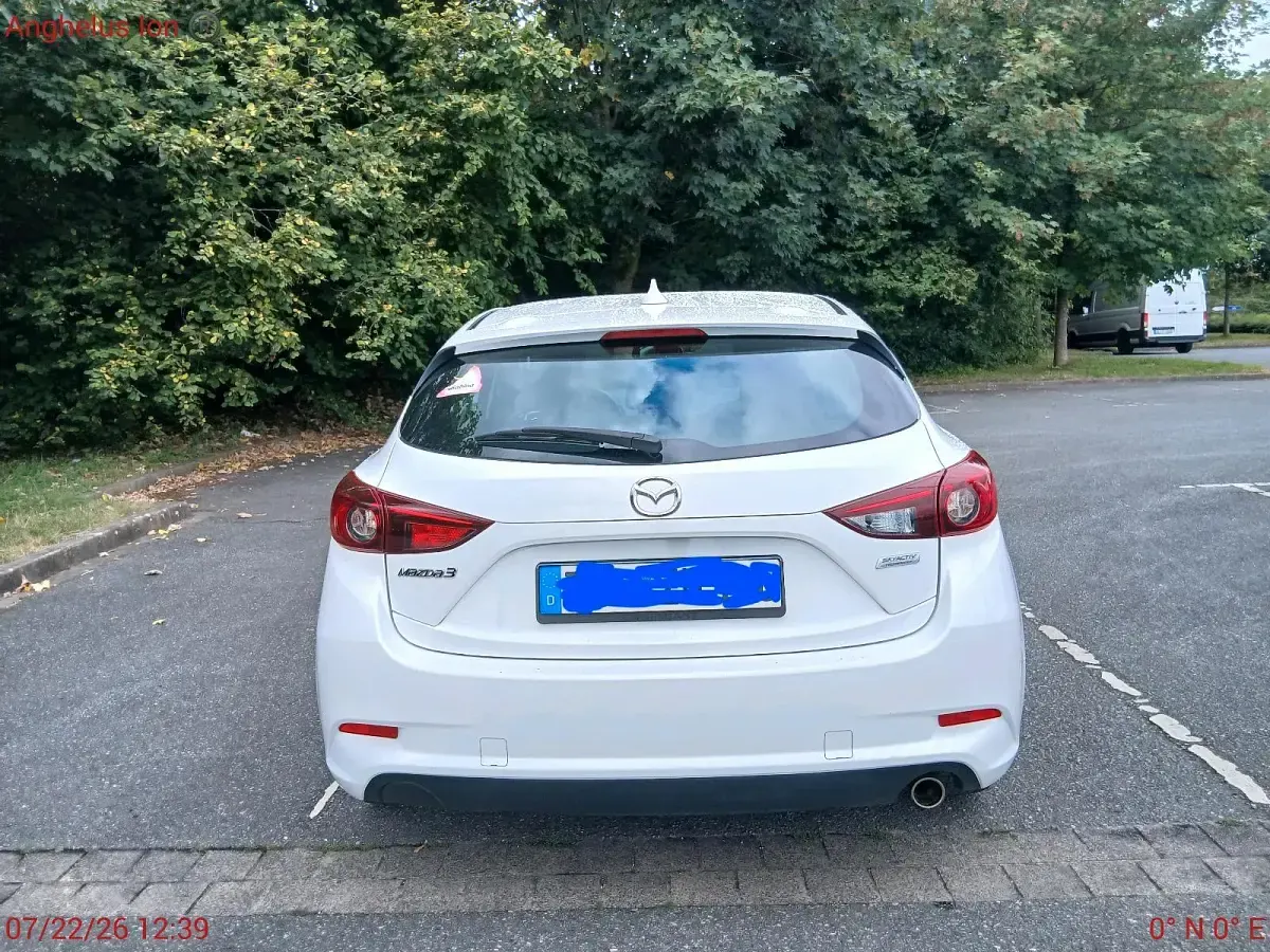 Gebraucht Mazda 3 101 PS (74 kW) 2017 Weiß Limousine