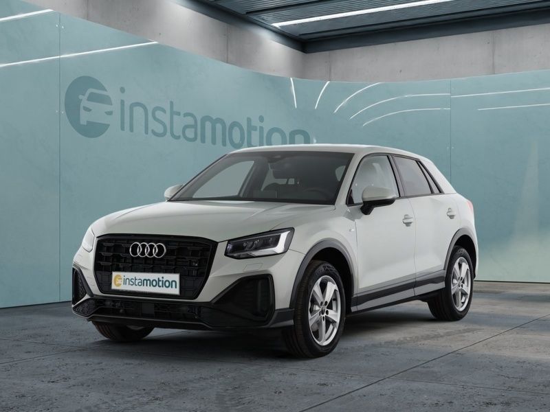 Gebraucht Audi Q2 S-Line 116 PS (85 kW) 2024 Silber SUV