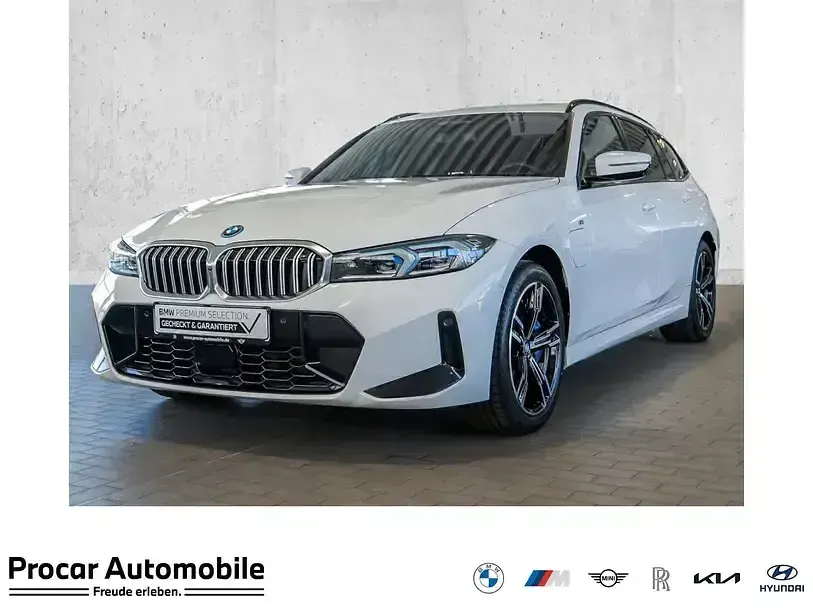 Używany BMW 330e M Sport 299 KM (219 kW) 2025 Kombi