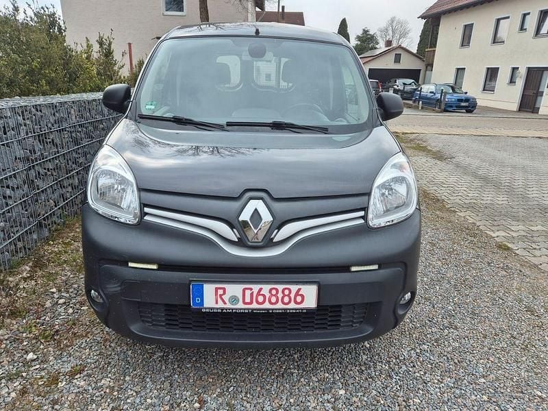 Gebraucht Renault Kangoo 110 PS (80 kW) 2017 Schwarz Van / Kleinbus