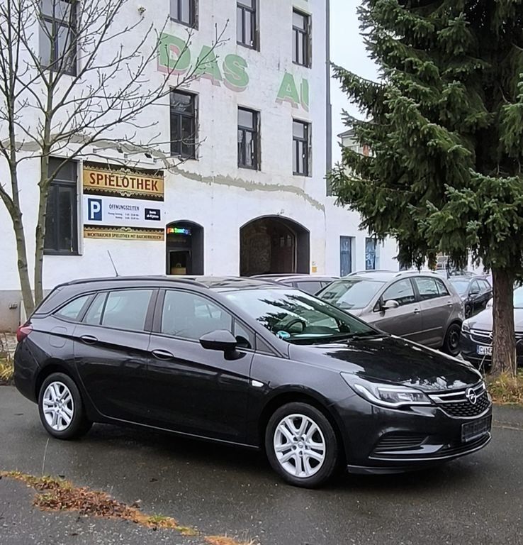 Gebraucht Opel Astra Edition 110 PS (80 kW) 2016 Schwarz Kombi