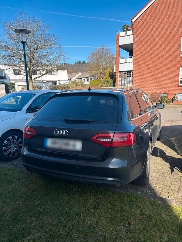 Gebraucht Audi A4 200 PS (147 kW) 2013 Grau Kombi