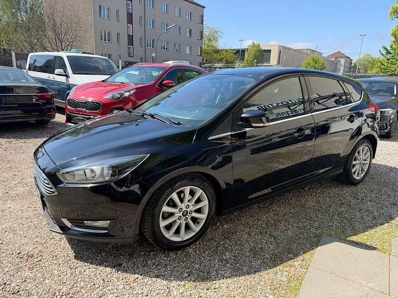 Second-hand Ford Focus 120 CP (88 kW) 2017 Negru Berlinǎ