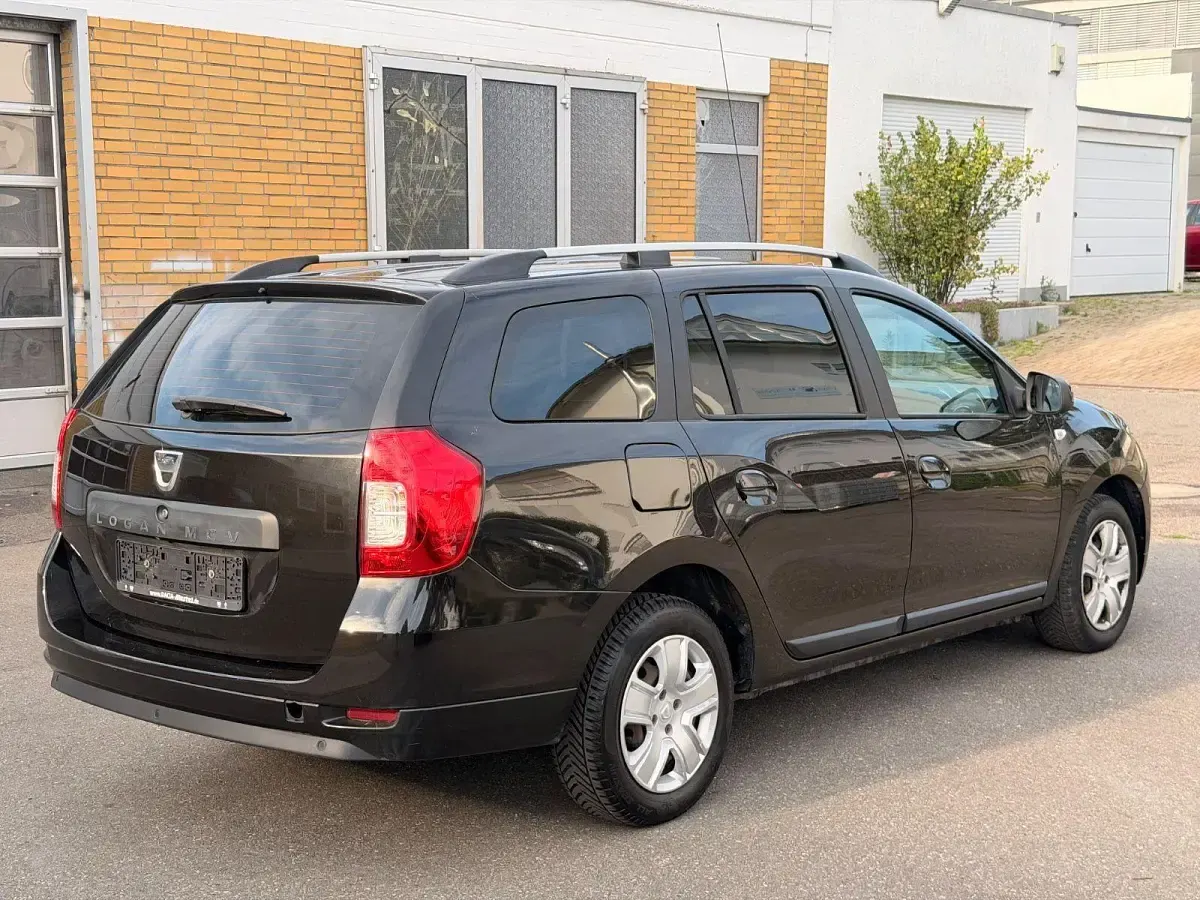Gebraucht Dacia Logan MCV 90 PS (66 kW) 2017 Schwarz Kombi