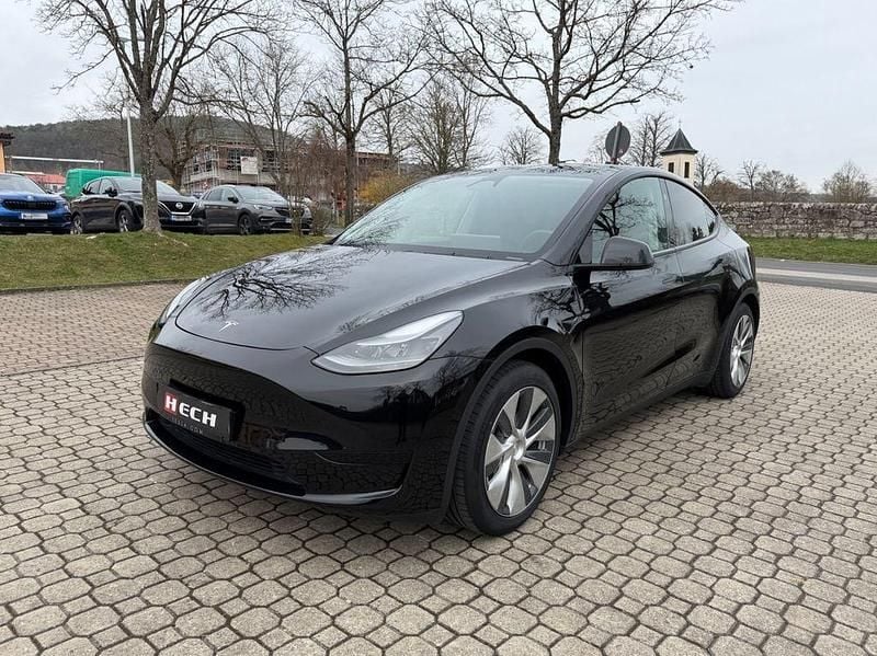Gebraucht Tesla Model Y Standard Range 219 kW (299 PS) 2024 Schwarz SUV