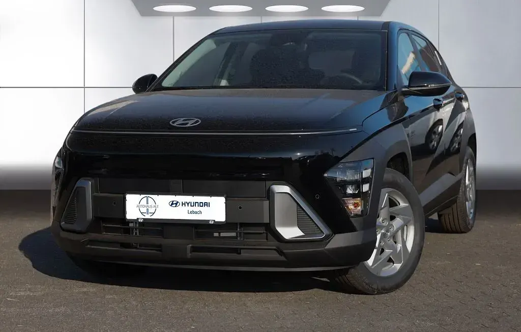 Neu Hyundai Kona Select 139 PS (102 kW) 2026 Schwarz SUV