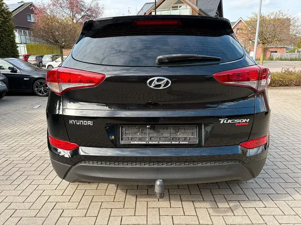 Gebraucht Hyundai Tucson Classic 116 PS (85 kW) 2016 Schwarz SUV