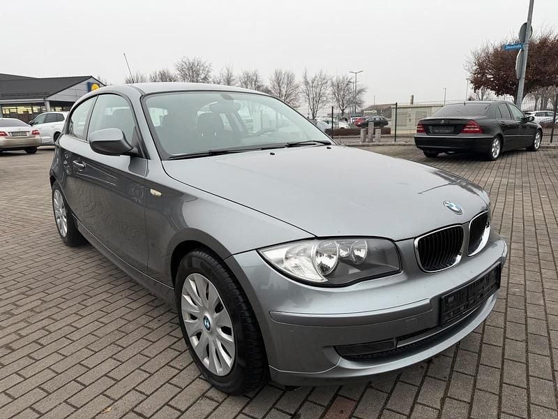 Gebraucht BMW 118 143 PS (105 kW) 2010 Andere farben Kleinwagen