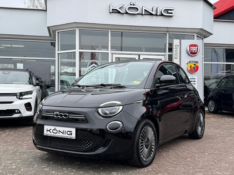 Schwarz Gebraucht 2022 Fiat 500e Icon Kleinwagen | 18.489 € (Guter Preis) - Bild 1/4