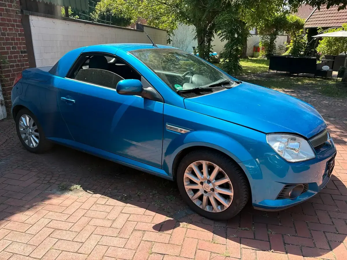 Gebraucht Opel Tigra 90 PS (66 kW) 2005 Blau Cabrio