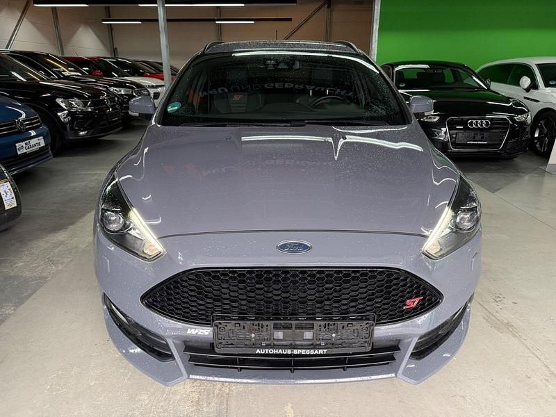 Gebraucht Ford Focus ST 250 PS (183 kW) 2018 Grau Kombi