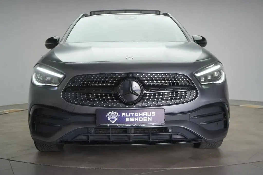 Gebraucht Mercedes GLA220 AMG line 190 PS (139 kW) 2023 Grau SUV