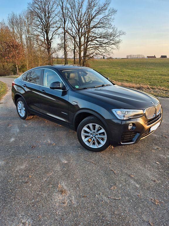 Gebraucht BMW X4 Advantage 258 PS (189 kW) 2016 Grau SUV