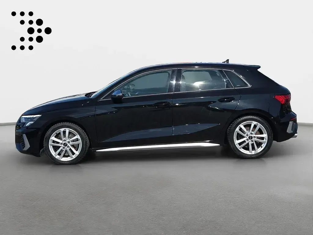 Gebraucht Audi S3 Basis 310 PS (228 kW) 2024 Mythosschwarz metallic Limousine