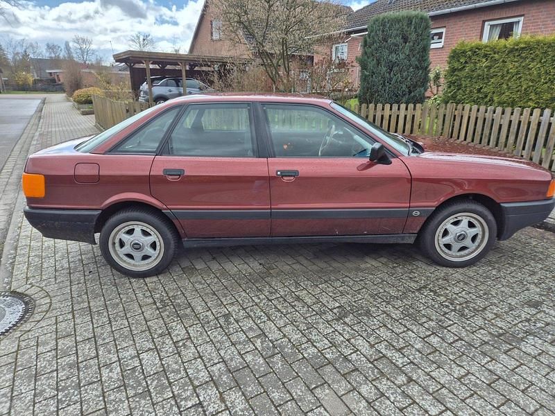 Gebraucht Audi 80 70 PS (51 kW) 1990 Rot Limousine