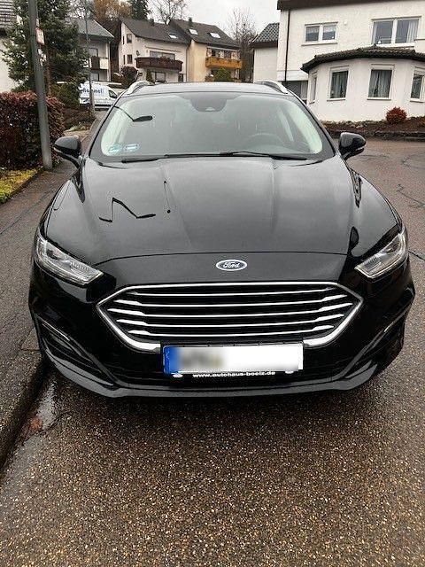 Gebraucht Ford Mondeo Titanium 188 PS (138 kW) 2019 Schwarz Kombi