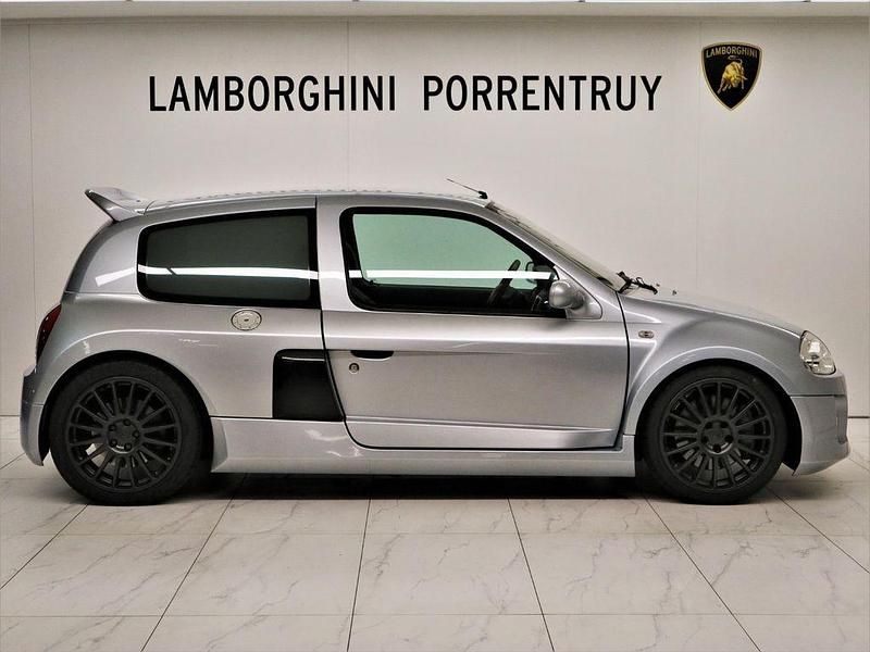 Gebraucht Renault Clio II 226 PS (166 kW) 2002 Grau Limousine