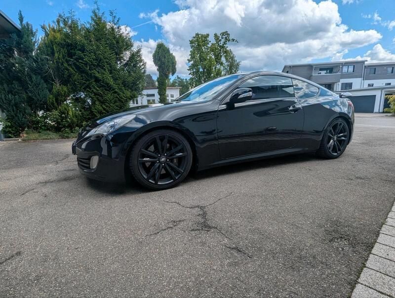 Schwarz Gebraucht 2011 Hyundai Genesis Coupé | 13.500 € (Fairer Preis) - Bild 1/4