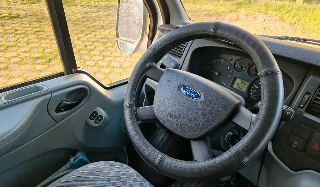Gebraucht Ford Transit 110 PS (80 kW) 2007 Weiß Van / Kleinbus