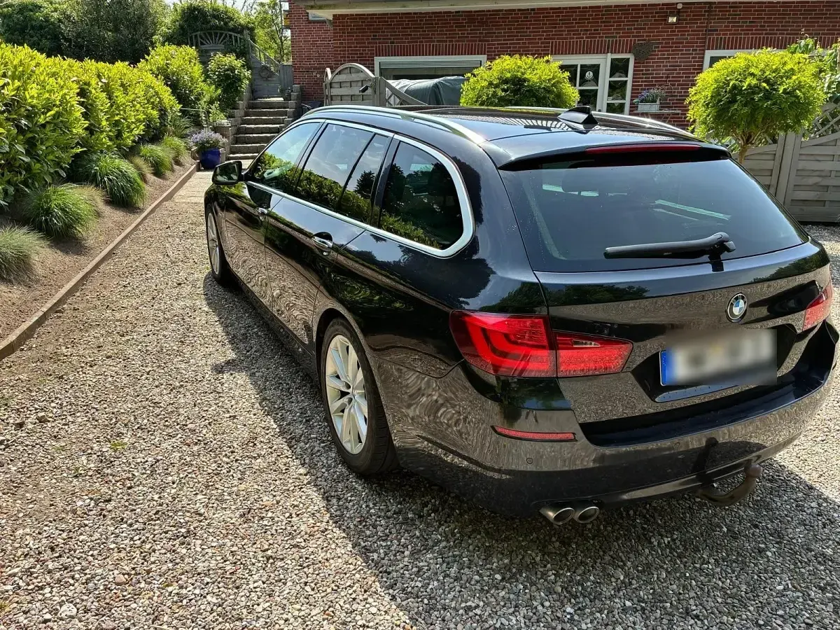 Gebraucht BMW 520 190 PS (139 kW) 2014 Schwarz Kombi