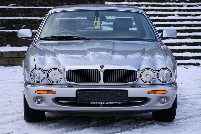 Gebraucht Jaguar XJ Executive 237 PS (174 kW) 2000 Silber Limousine